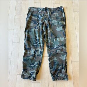 Sanctuary Peace Trooper Camo Side Stripe Crop Pants